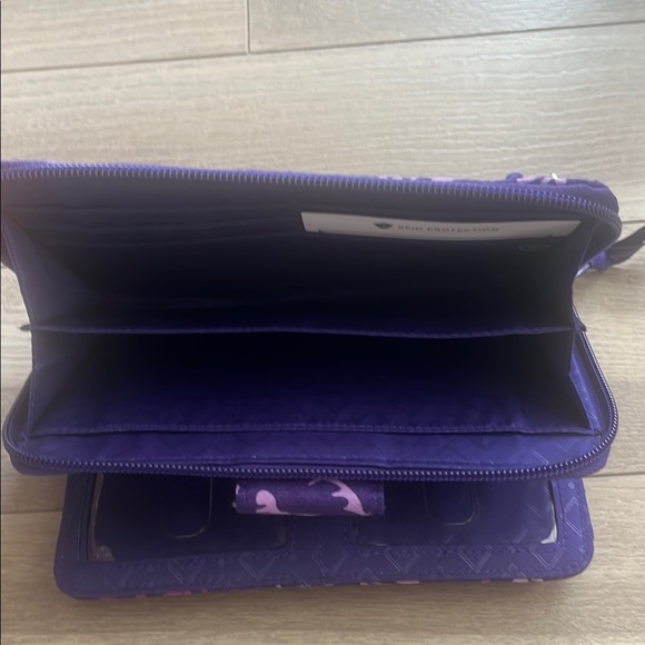 Vera Bradley purple wristlet - Picture 7 of 8